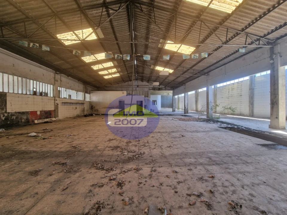 Armazém para Venda em Fiães Foto 19