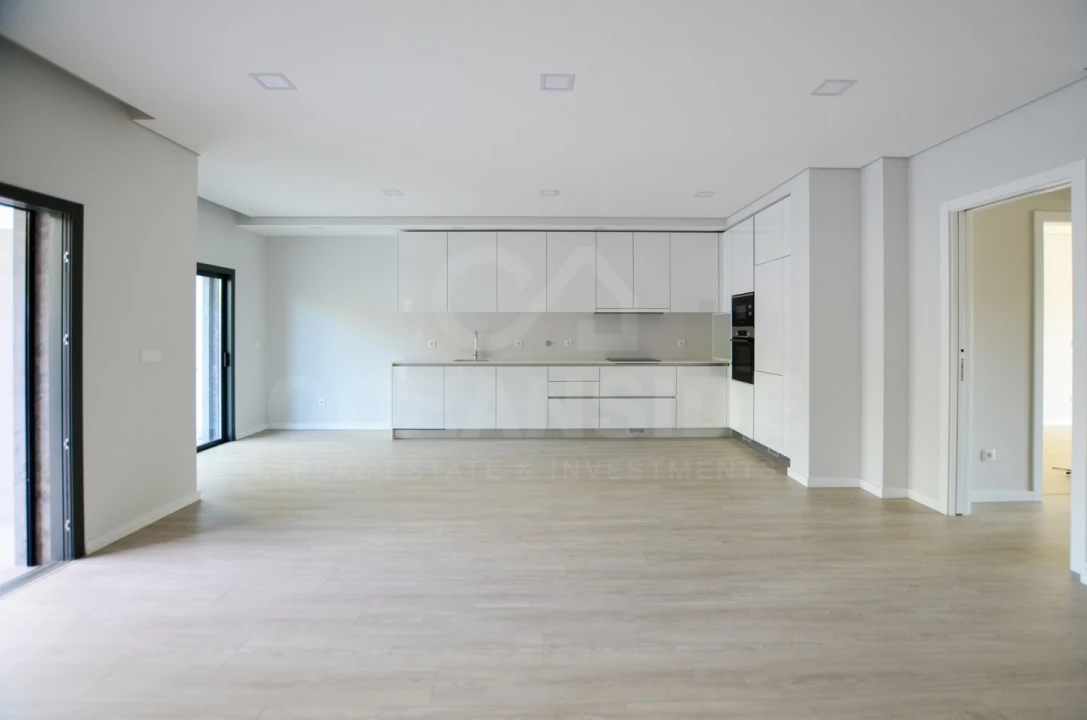 Apartamento T2 para Arrendamento em Mafra Foto 4