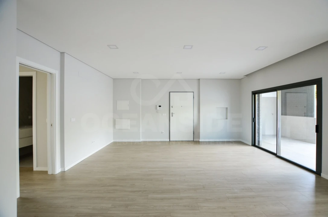 Apartamento T2 para Arrendamento em Mafra Foto 11