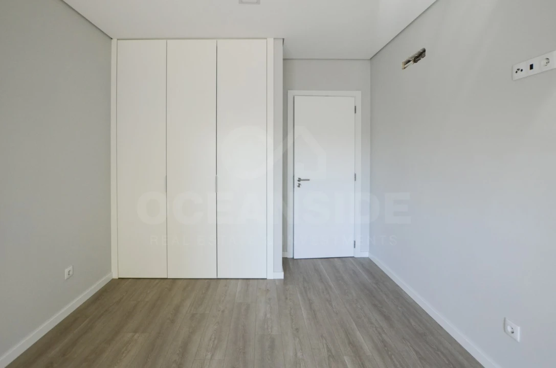 Apartamento T2 para Arrendamento em Mafra Foto 18
