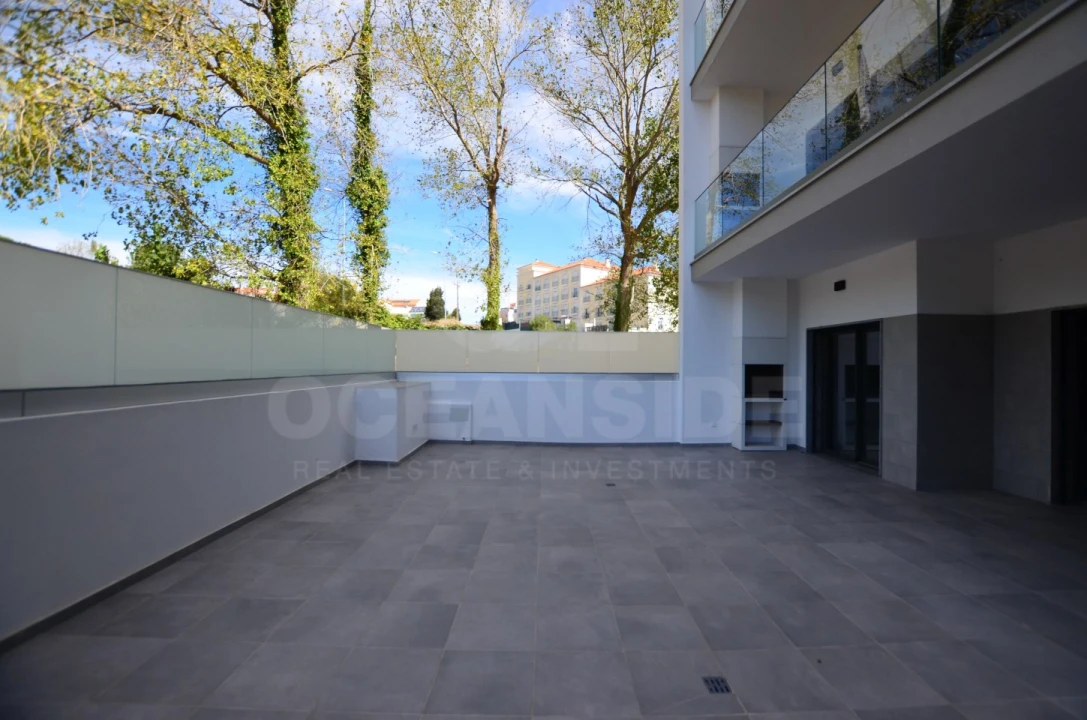 Apartamento T2 para Arrendamento em Mafra Foto 30