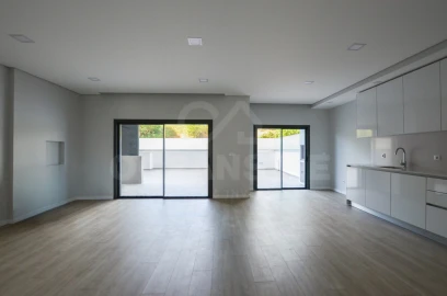 Apartamento T2 para Arrendamento em Mafra