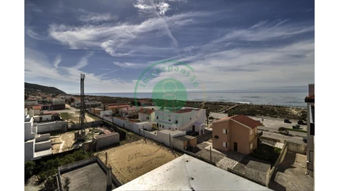 Apartamento T2 para Arrendamento em Quiaios