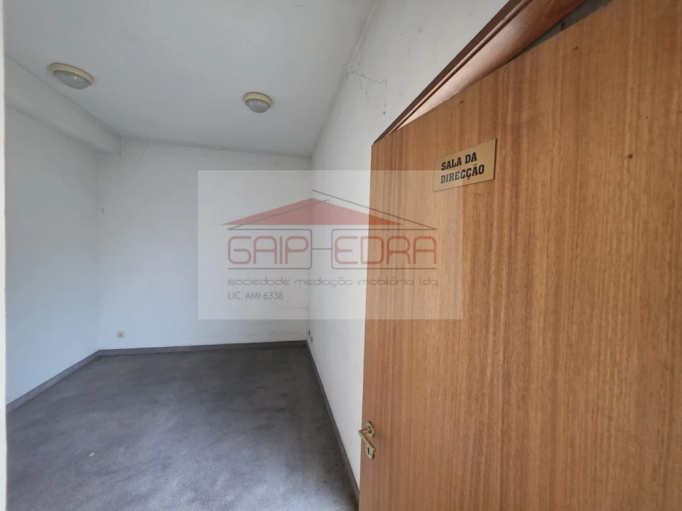 Loja para Venda em Campanhã Foto 14