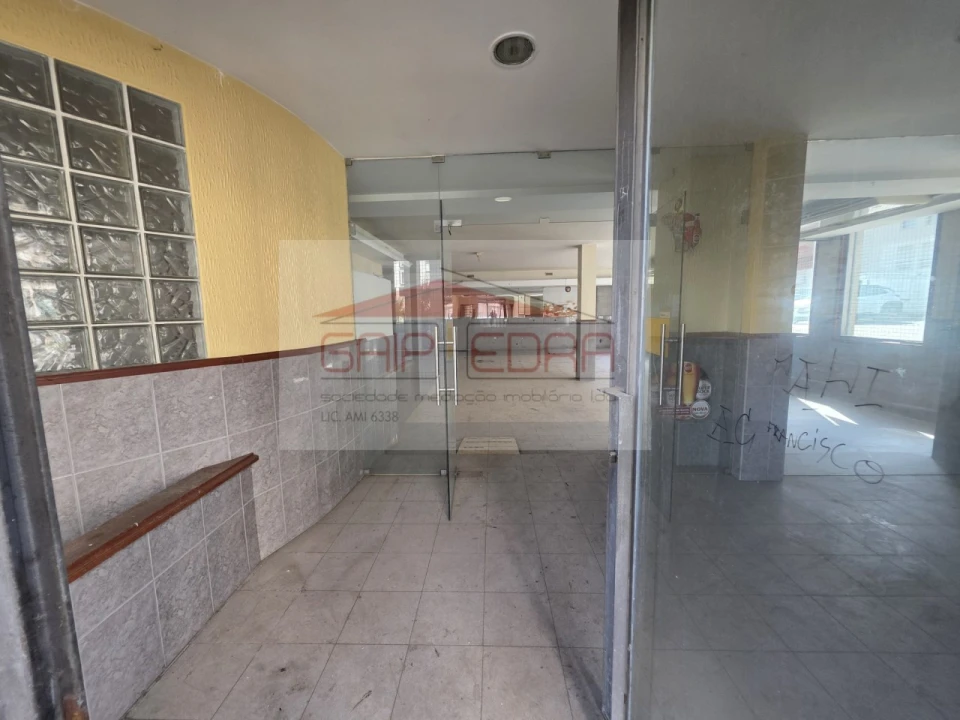 Loja para Venda em Campanhã Foto 13