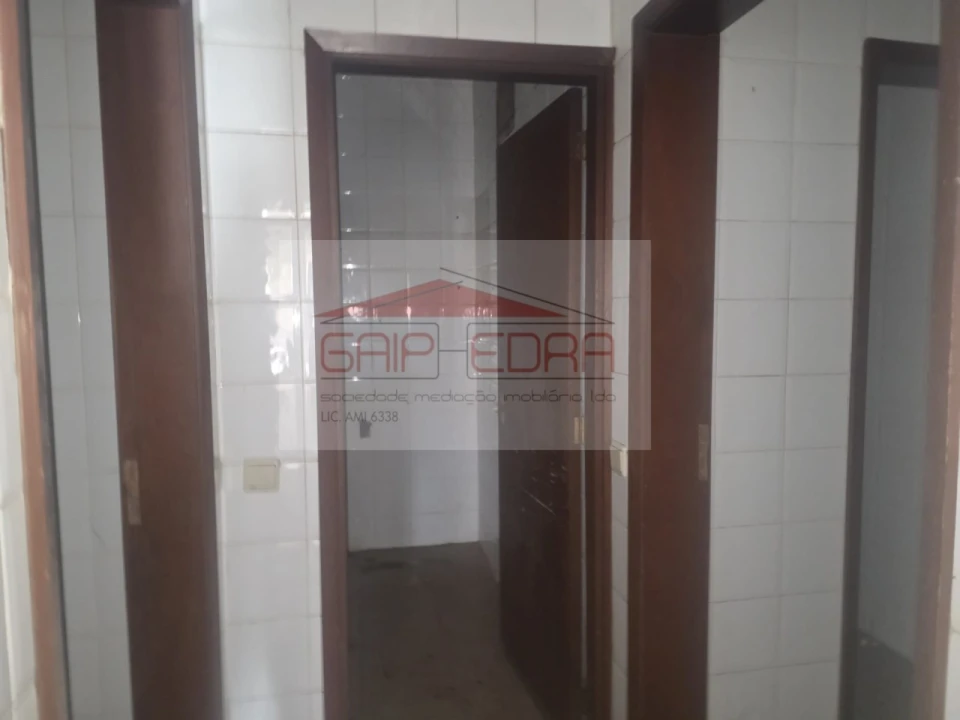 Loja para Venda em Campanhã Foto 21