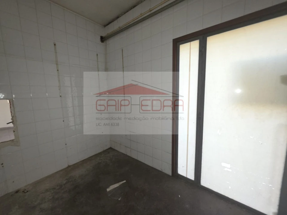 Loja para Venda em Campanhã Foto 22