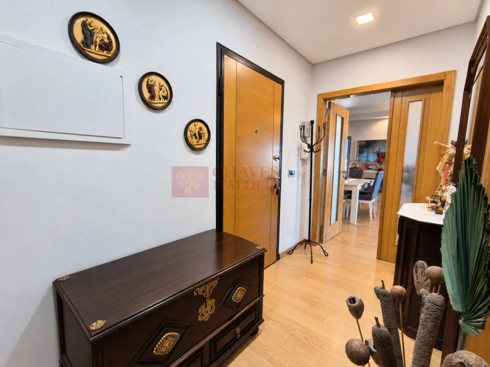 Apartamento T3 para Venda em São Pedro da Cadeira Foto 4