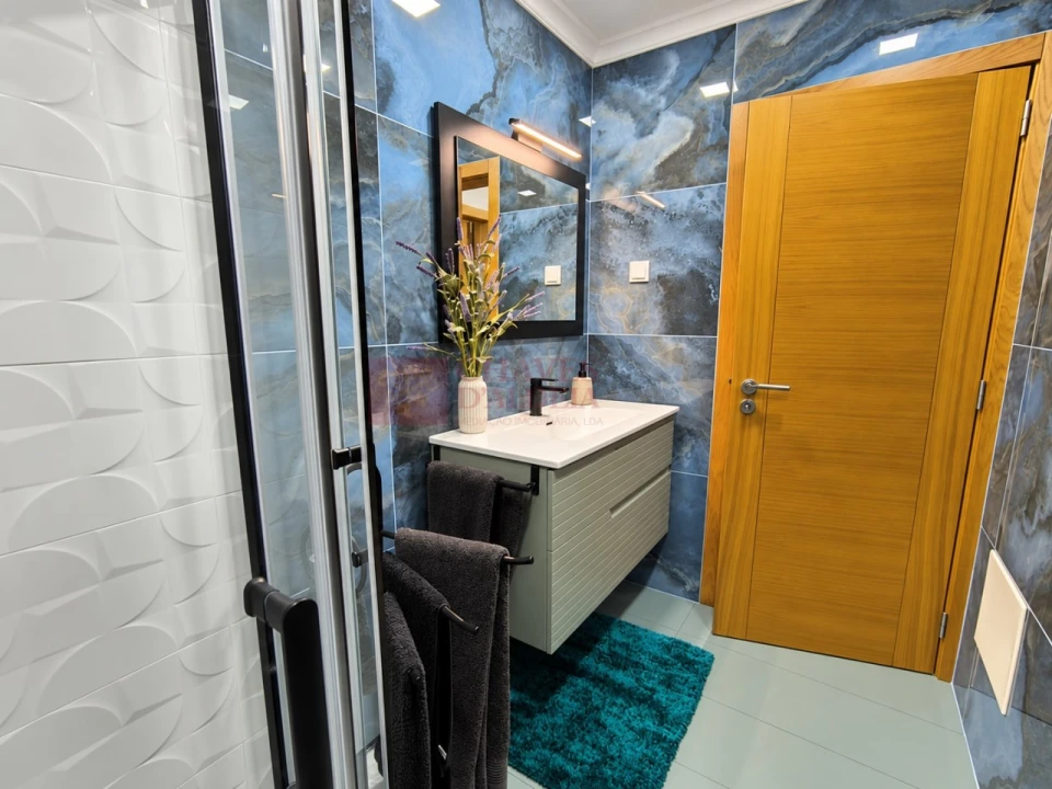 Apartamento T3 para Venda em São Pedro da Cadeira Foto 13