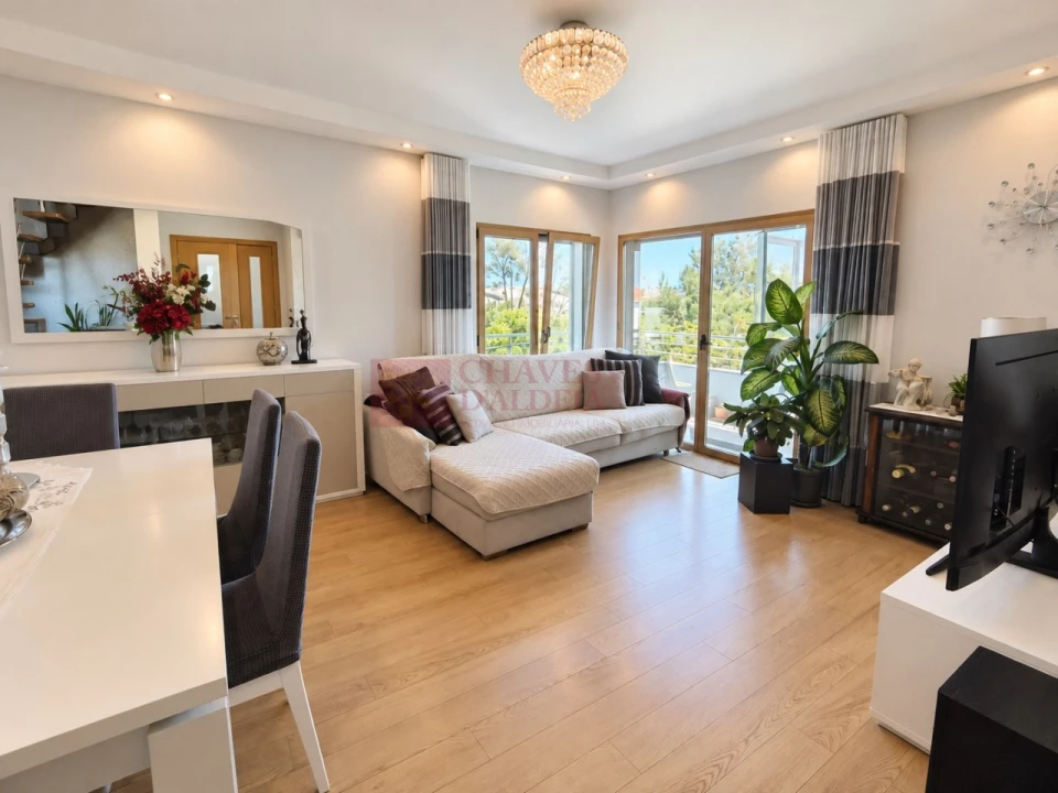 Apartamento T3 para Venda em São Pedro da Cadeira Foto 14
