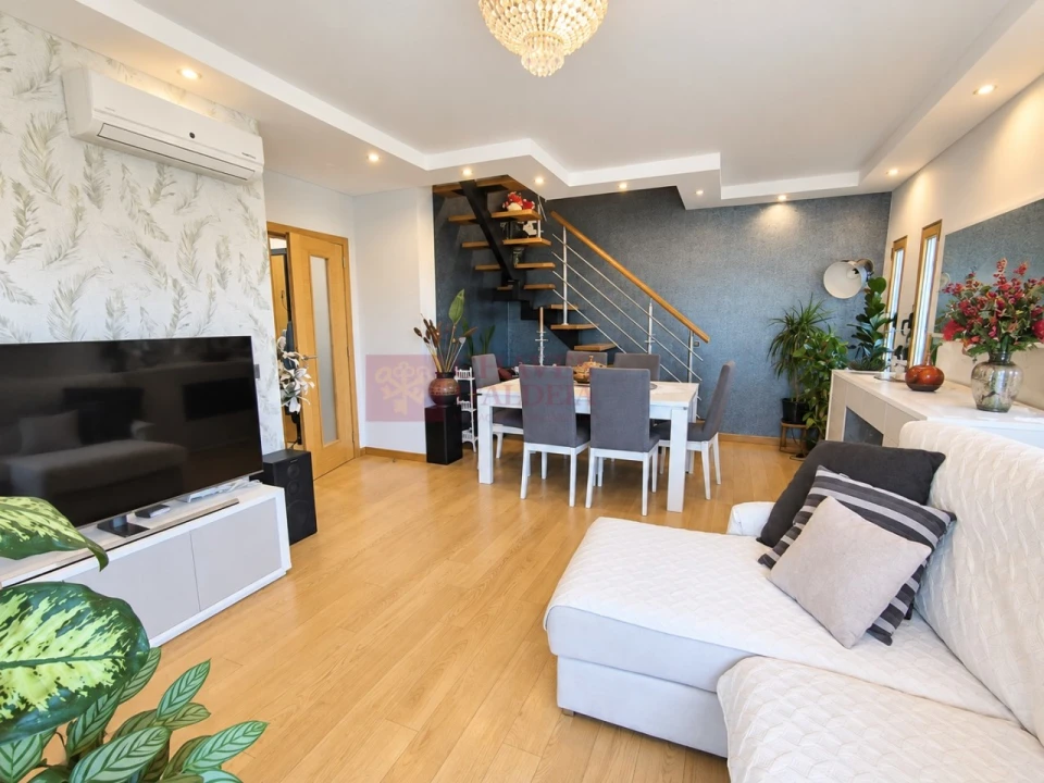 Apartamento T3 para Venda em São Pedro da Cadeira Foto 16