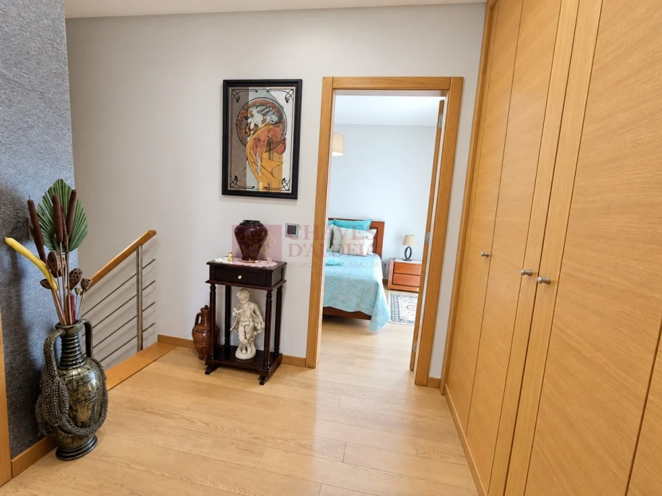 Apartamento T3 para Venda em São Pedro da Cadeira Foto 23