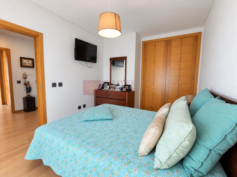 Apartamento T3 para Venda em São Pedro da Cadeira Foto 32
