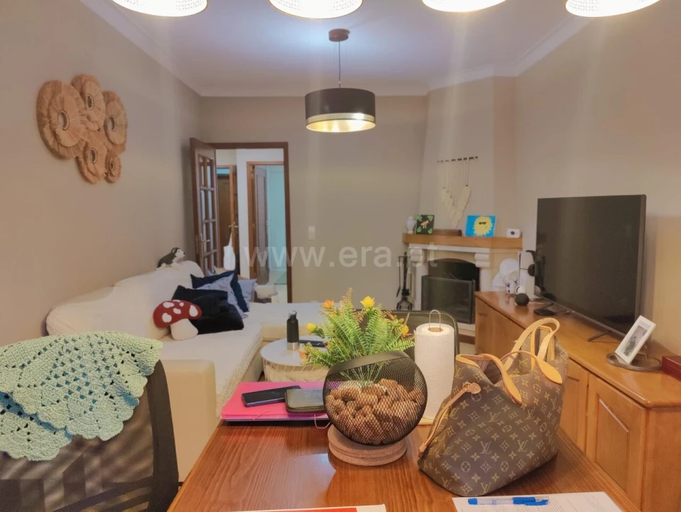 Apartamento T2 para Venda em Santa Marinha e São Pedro da Afurada Foto 2