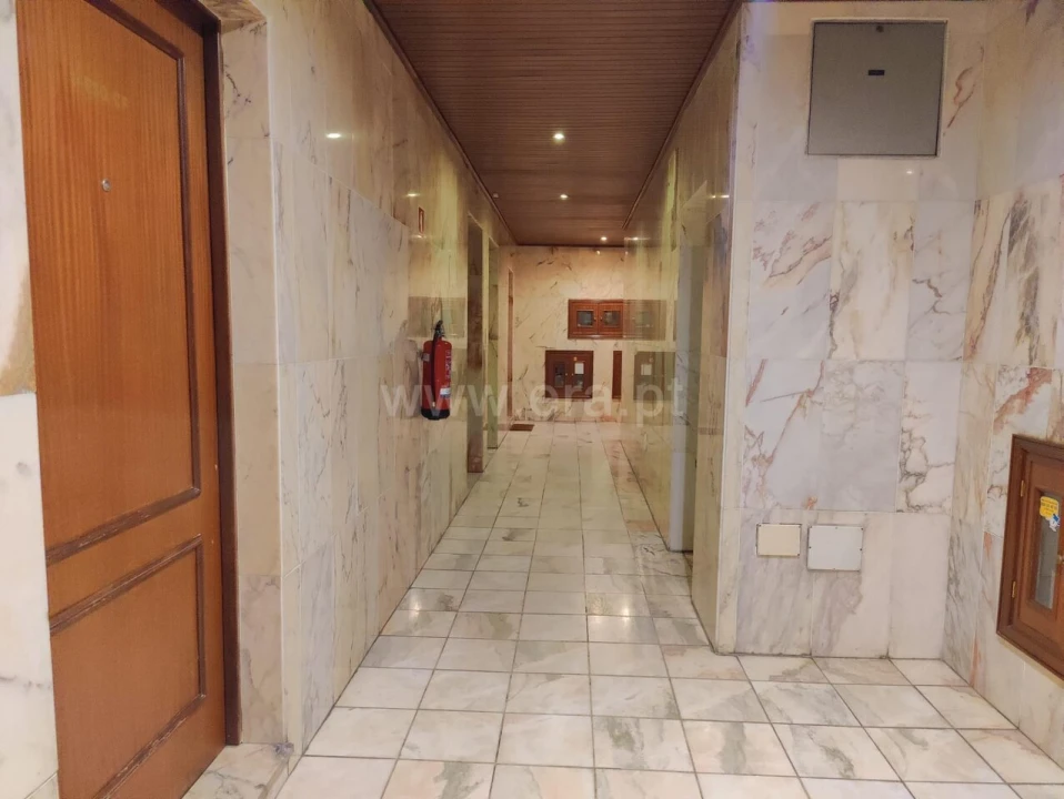 Apartamento T2 para Venda em Santa Marinha e São Pedro da Afurada Foto 11