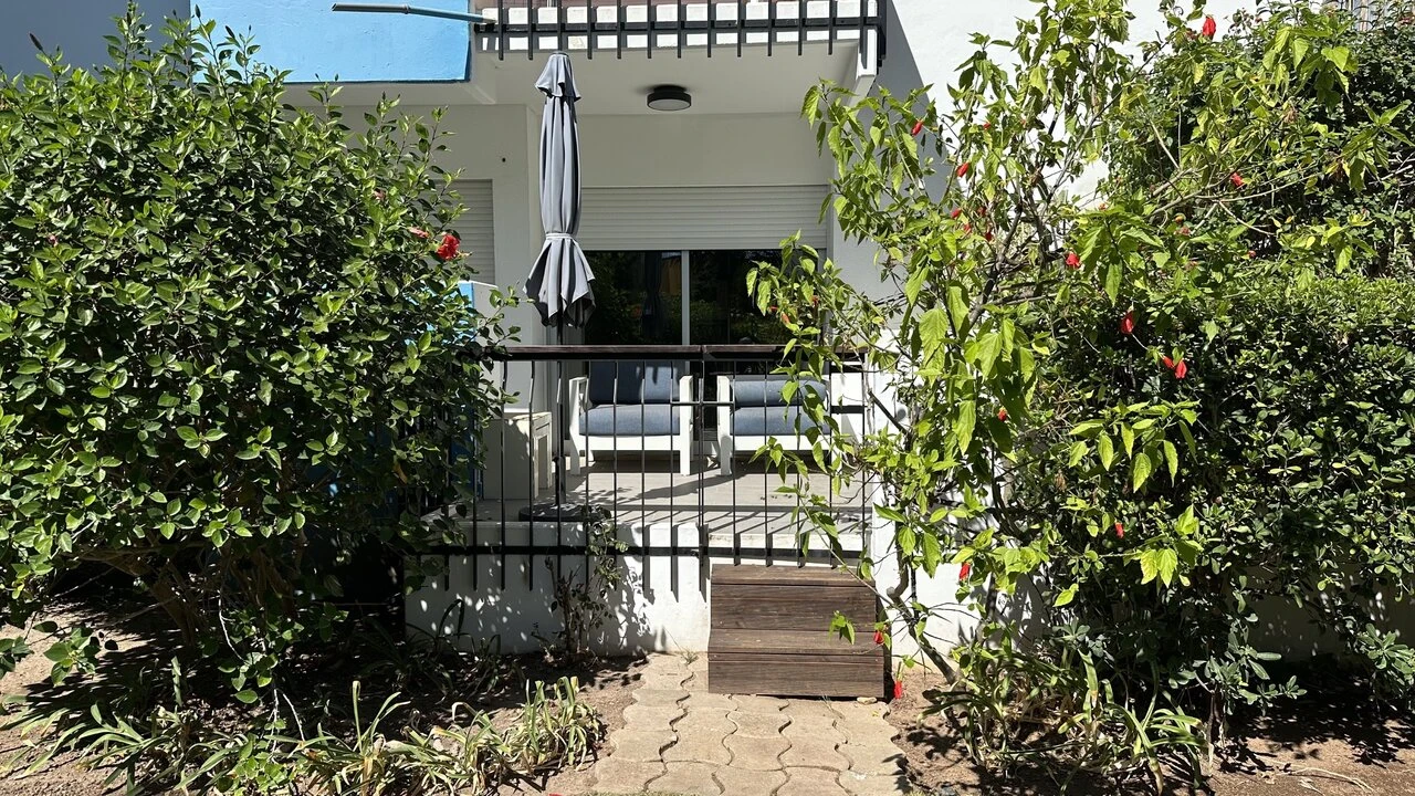 Apartamento T1 para Venda em Quarteira Foto 4