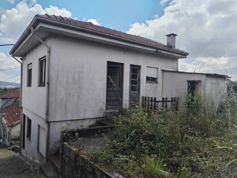 Moradia T0 para Venda em Coronado (São Romão e São Mamede) Foto 1