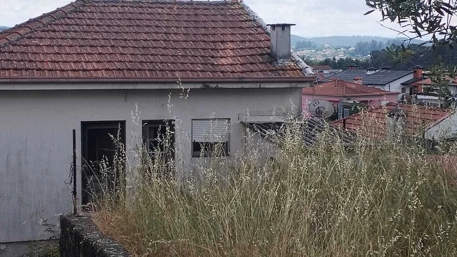 Moradia T0 para Venda em Coronado (São Romão e São Mamede)