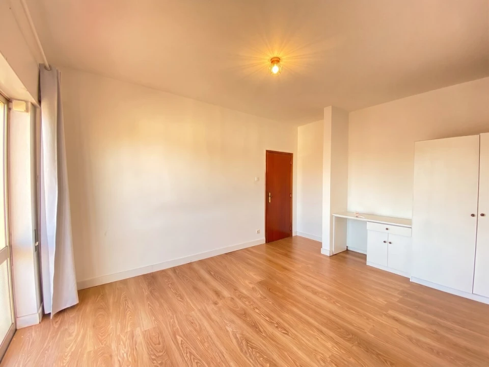 Apartamento T1 para Venda em Macedo de Cavaleiros Foto 9