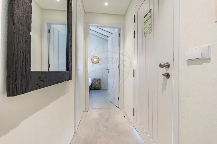 Apartamento T1 para Venda em Carvalhal Foto 30