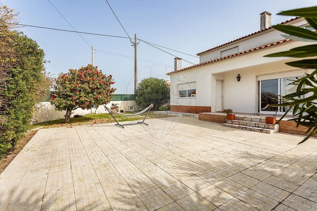 Moradia T4 para Venda em Ericeira Foto 4