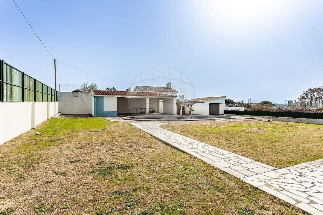 Moradia T4 para Venda em Ericeira Foto 36