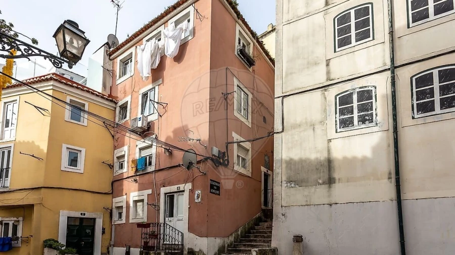 Apartamento T1 para Venda em Santa Maria Maior