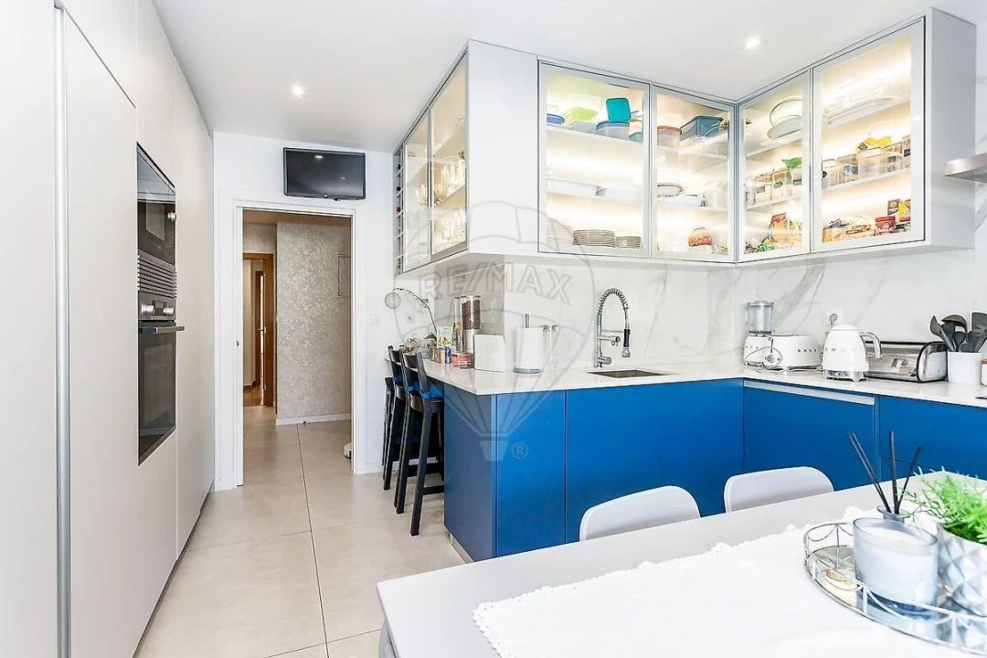Apartamento T3 para Venda em Odivelas Foto 8