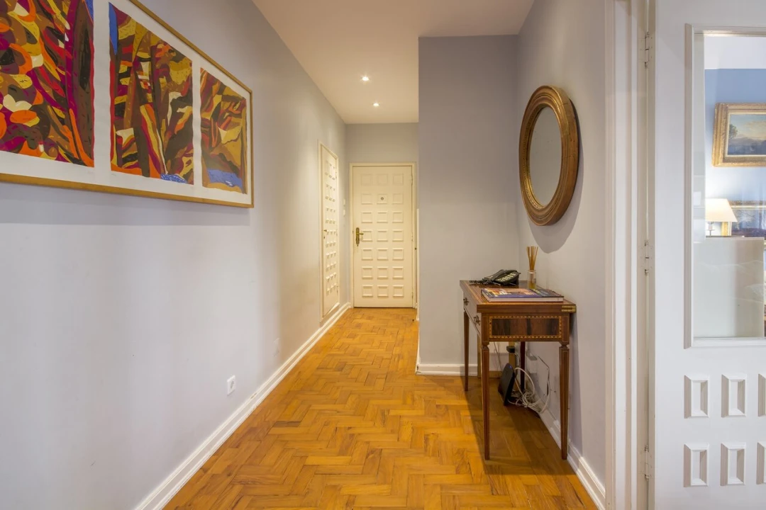 Apartamento T4 para Venda em Aldoar, Foz do Douro e Nevogilde Foto 21