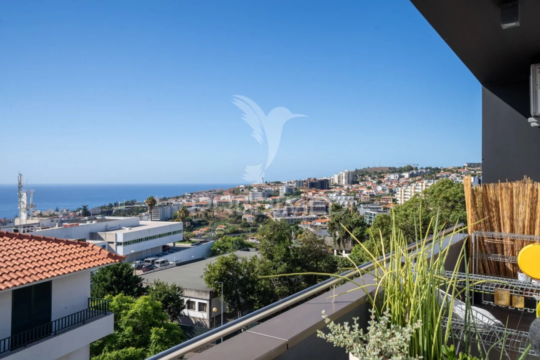Apartamento T3 para Venda em Santo Antonio Foto 1