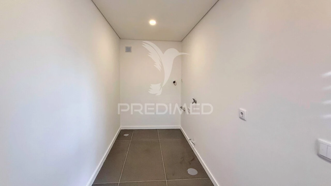 Apartamento T3 para Venda em Azurem Foto 5