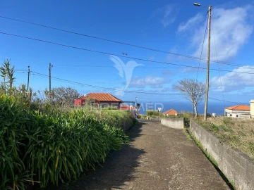 Moradia T3 para Venda em Ponta do Pargo