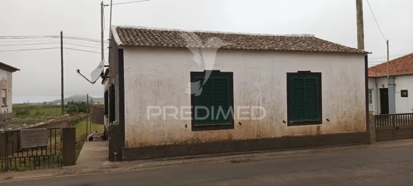 Moradia T2 para Venda em Guadalupe
