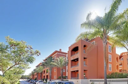 Moradia T3 para Venda em Quarteira