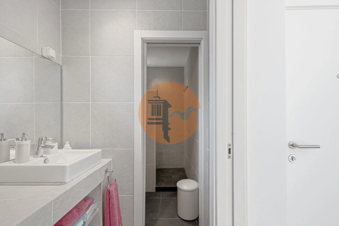 Apartamento T2 para Venda em Monte Gordo Foto 14