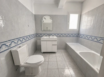 Moradia T2 para Venda em Albufeira e Olhos de Água