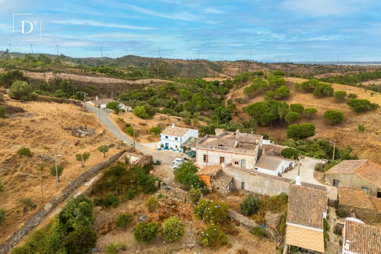 Moradia T5 para Venda em São Barnabe Foto 22