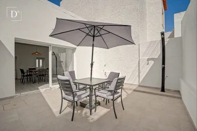 Moradia T2 para Venda em Albufeira e Olhos de Água