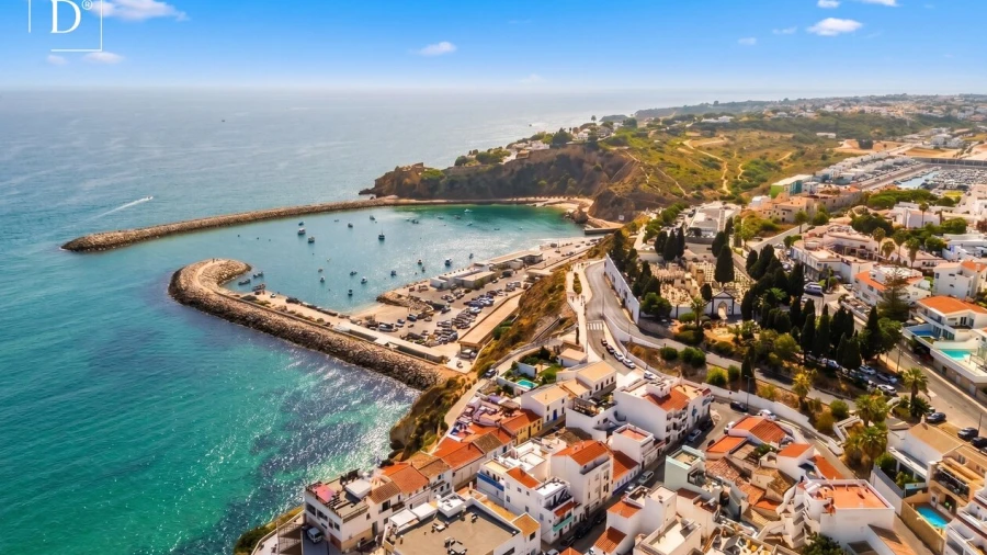 Moradia T2 para Venda em Albufeira e Olhos de Água