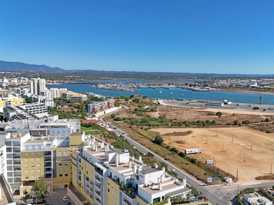 Apartamento T3 para Venda em Portimão Foto 23