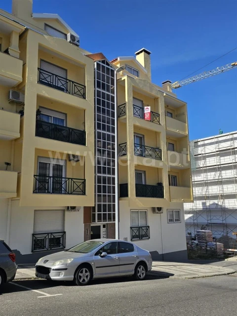 Apartamento T4 para Venda em Fundão, Valverde, Donas, A. Joanes, A. Nova Cabo