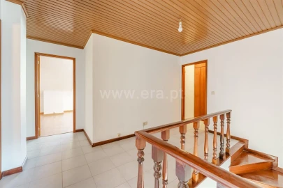 Apartamento T4 para Venda em Fundão, Valverde, Donas, A. Joanes, A. Nova Cabo