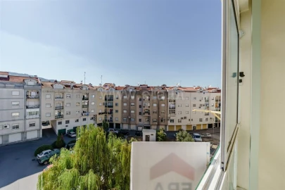Apartamento T4 para Venda em Fundão, Valverde, Donas, A. Joanes, A. Nova Cabo