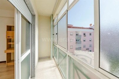 Apartamento T4 para Venda em Fundão, Valverde, Donas, A. Joanes, A. Nova Cabo