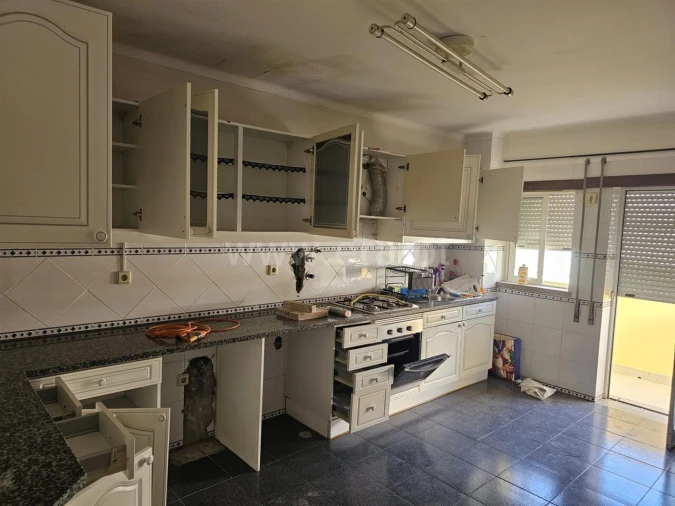 Apartamento T4 para Venda em Fundão, Valverde, Donas, A. Joanes, A. Nova Cabo Foto 2