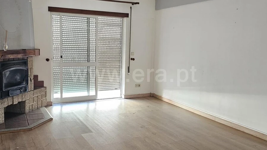 Apartamento T4 para Venda em Fundão, Valverde, Donas, A. Joanes, A. Nova Cabo