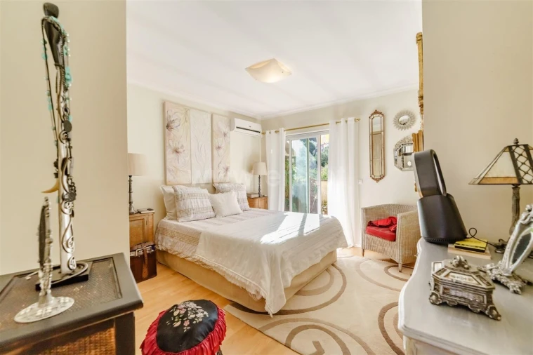 Apartamento T5 para Venda em Covilhã e Canhoso Foto 11