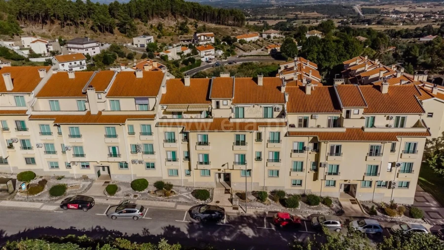 Apartamento T5 para Venda em Covilhã e Canhoso Foto 18