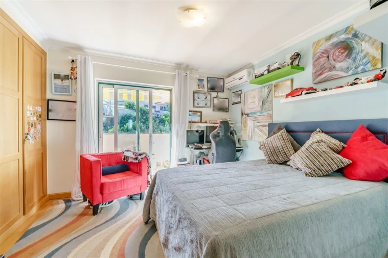 Apartamento T5 para Venda em Covilhã e Canhoso Foto 15