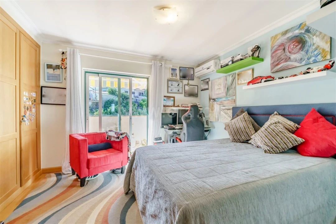 Apartamento T5 para Venda em Covilhã e Canhoso Foto 15